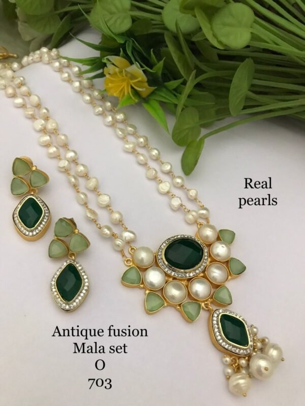 Antique Fusion Mala Set