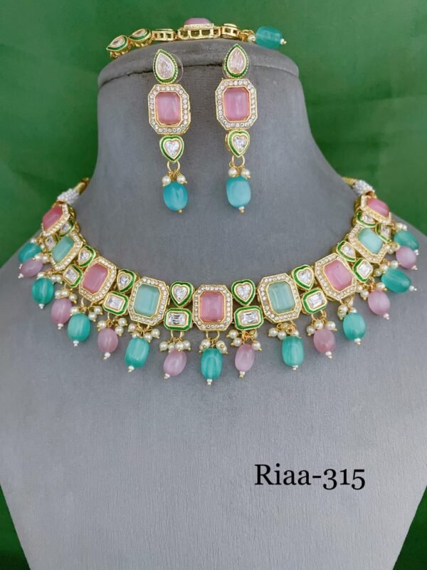 Kundan Set