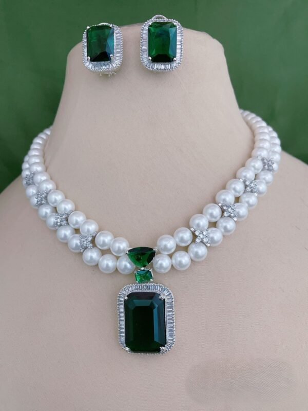 Pearl Set with Double Strand